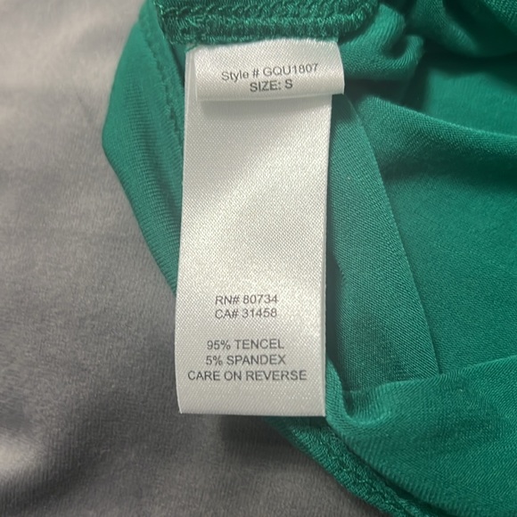 BCBGgirls Top with embellishments - Picture 6 of 8